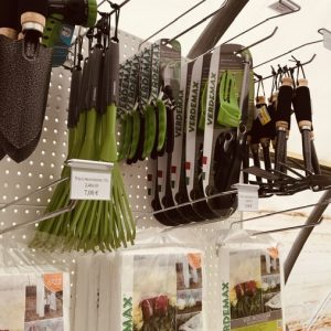 Small gardening tools